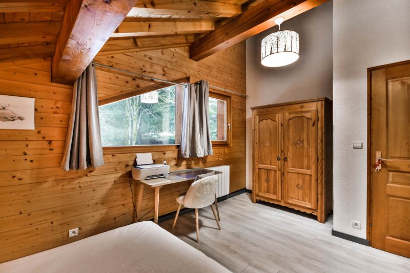 _lv_images__lot_0020392451_10_18065290 _lv_images__lot_0020392451_10_18065290