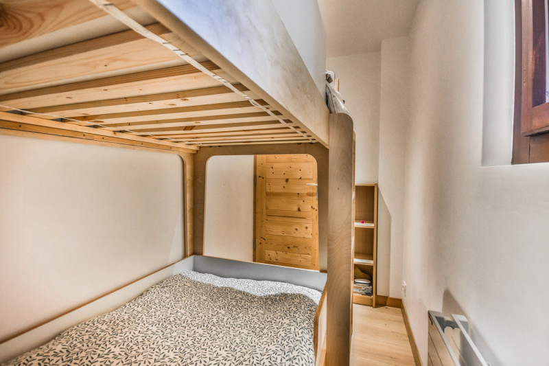 _lv_images__lot_0020392454_13_18132562 _lv_images__lot_0020392454_13_18132562