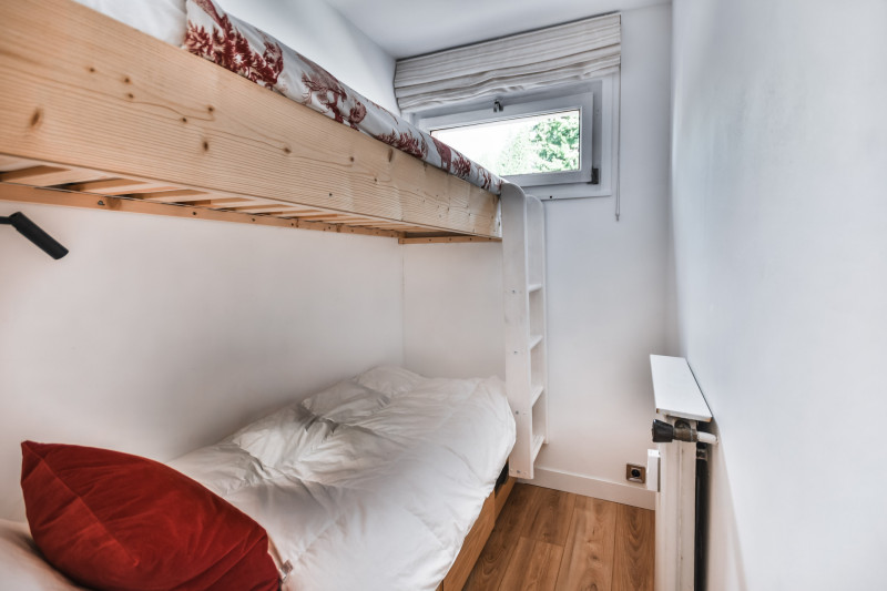 _lv_images__lot_0020392458_10_19385876