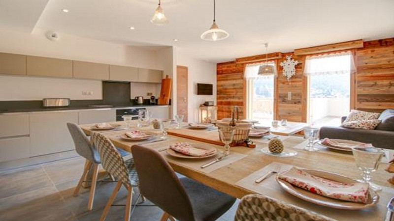 _lv_images__lot_0020392474_01_17681754