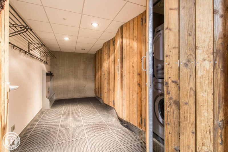 _lv_images__lot_0020392474_14_17681780