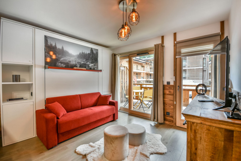 _lv_images__lot_0020392475_02_18482010