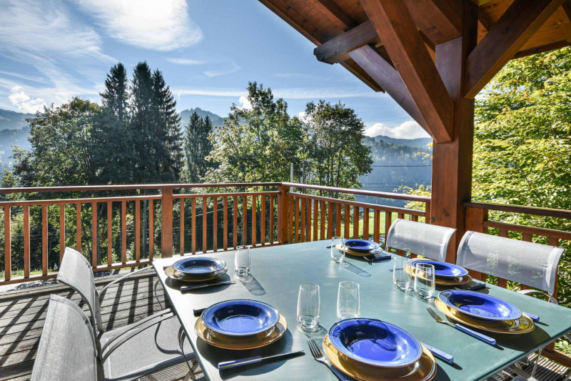 _lv_images__lot_0020392479_14_19118532