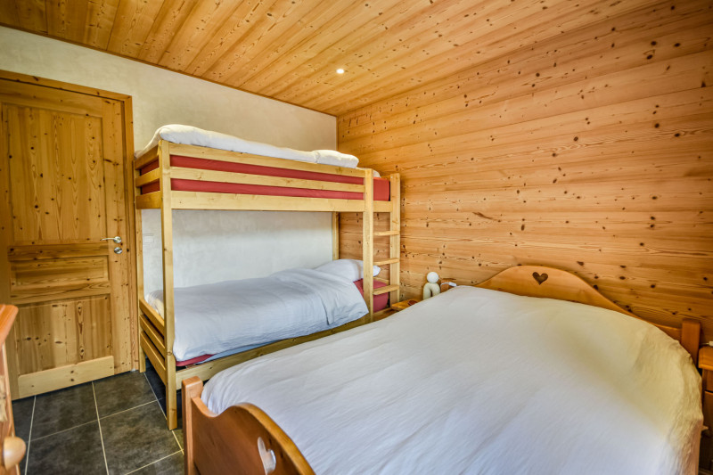 _lv_images__lot_0020392480_10_19175347