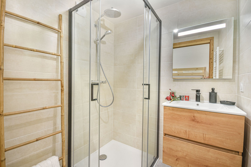 _lv_images__lot_0020392483_12_19185892 _lv_images__lot_0020392483_12_19185892