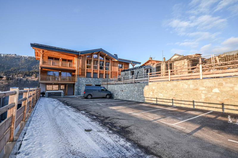 _lv_images__lot_0020392483_15_18857736