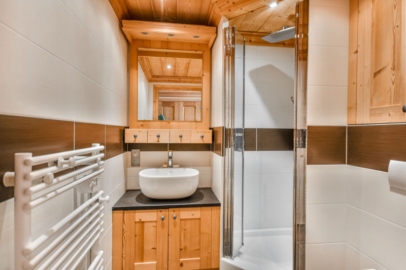 _lv_images__lot_0020392484_06_18111804 _lv_images__lot_0020392484_06_18111804