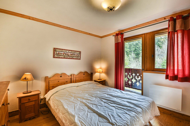 _lv_images__lot_0020392485_12_19365912