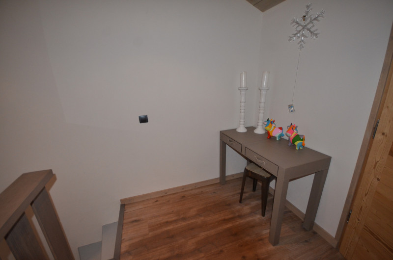 _lv_images__lot_0109021821_06_19228160