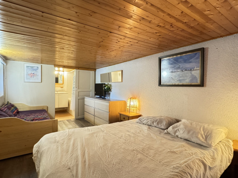 _lv_images__lot_0109021831_15_16796027