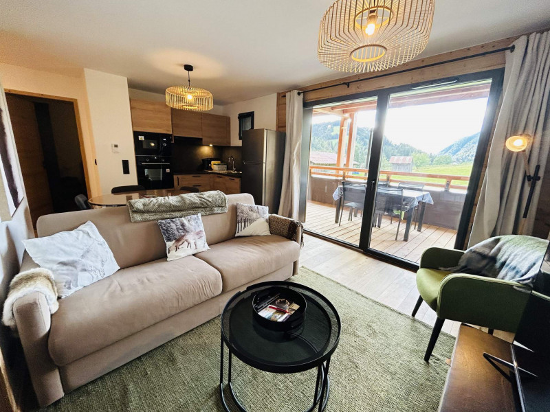 _lv_images__lot_0109021844_01_18371605