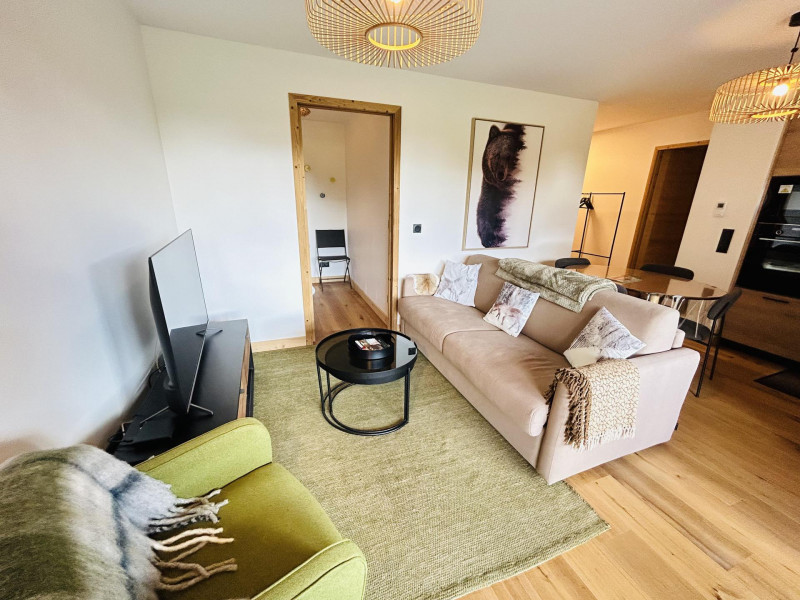 _lv_images__lot_0109021844_04_18484930