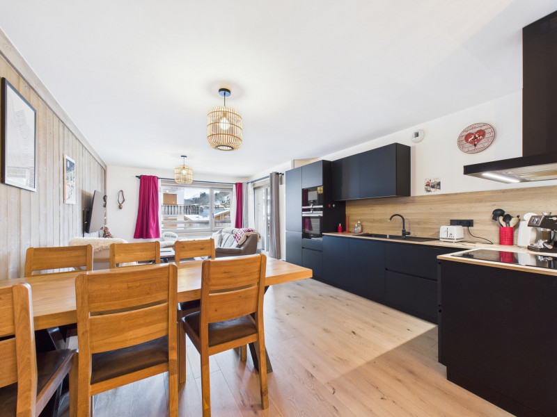 _lv_images__lot_0109021854_01_18485221