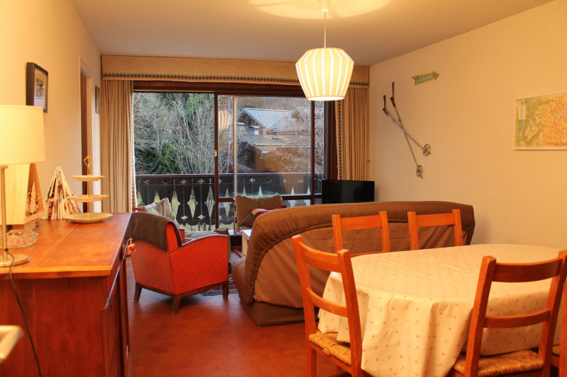 _lv_images__lot_0109021858_01_18439004