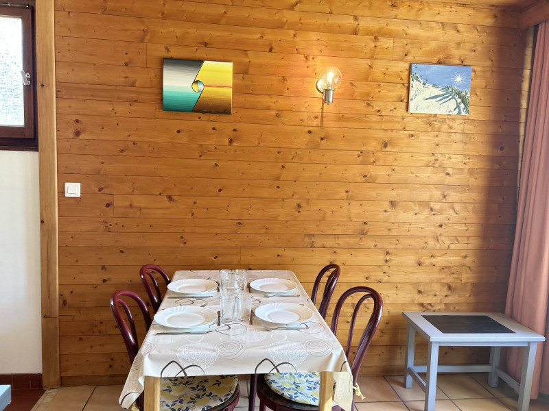 _lv_images__lot_0109021890_07_18485763