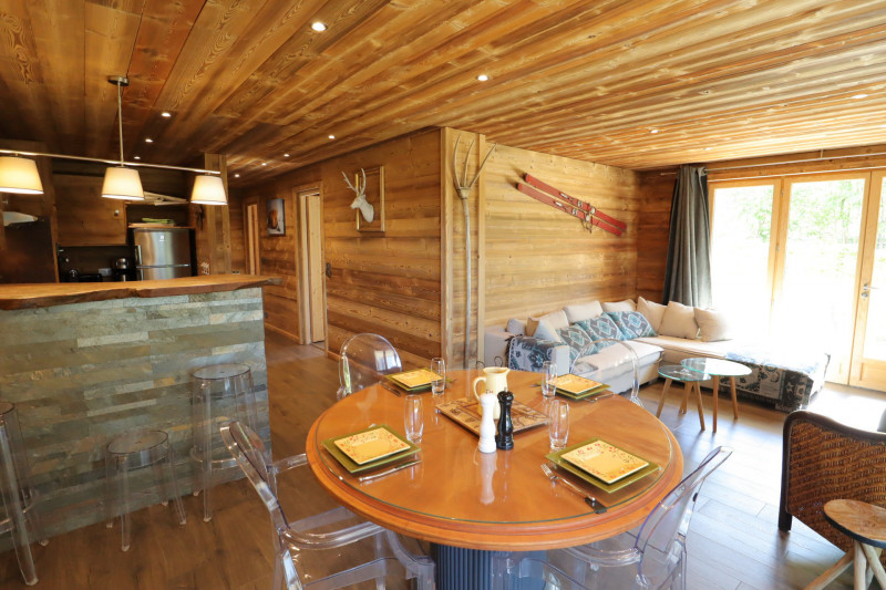 _lv_images__lot_0109021892_01_19305875