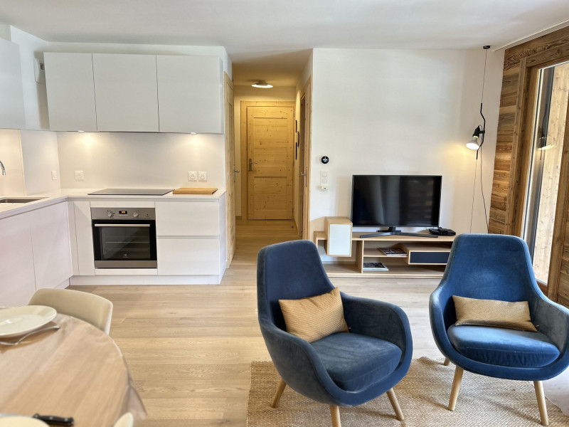 _lv_images__lot_0109021919_03_19121813