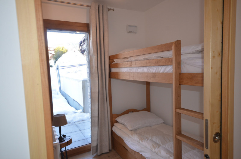 _lv_images__lot_0109021928_04_18939895