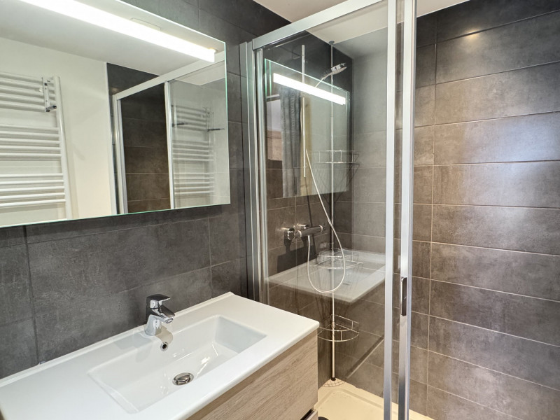 _lv_images__lot_0109021931_10_18155910