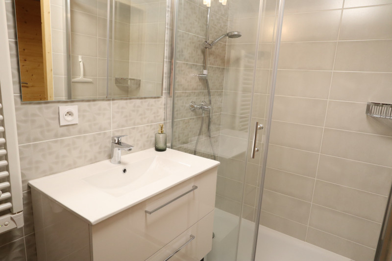 _lv_images__lot_0109021944_08_18147024 _lv_images__lot_0109021944_08_18147024