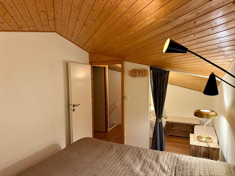 _lv_images__lot_0109021974_06_19380191