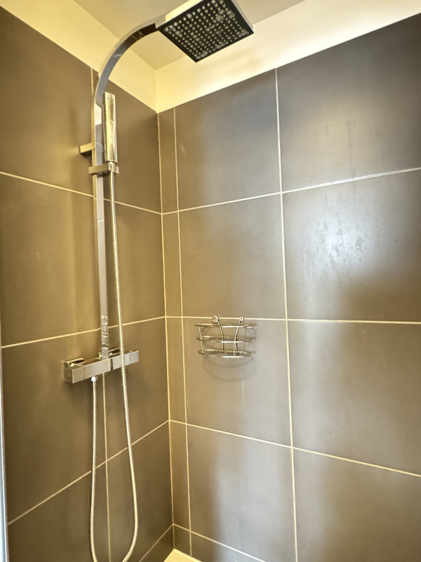 _lv_images__lot_0109022012_13_19295684