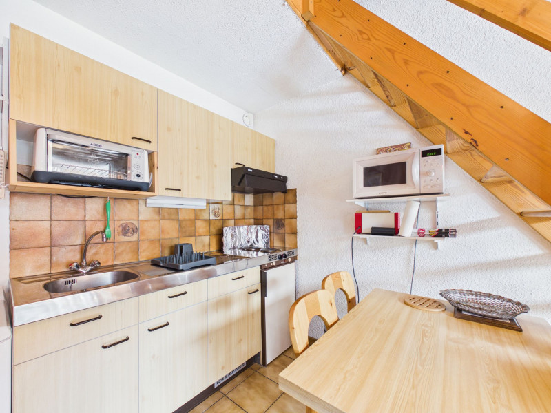 _lv_images__lot_0109022032_05_19180577