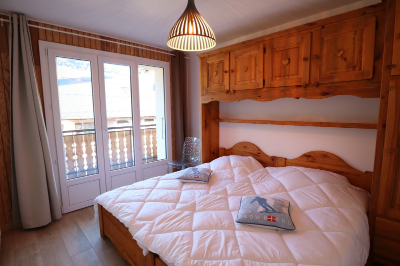 _lv_images__lot_0109022042_06_19170511