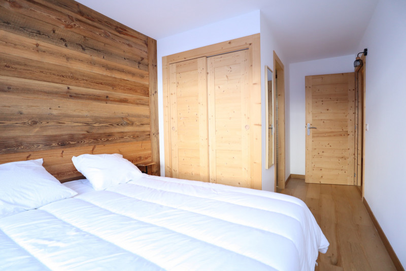 _lv_images__lot_0109022047_11_18928338