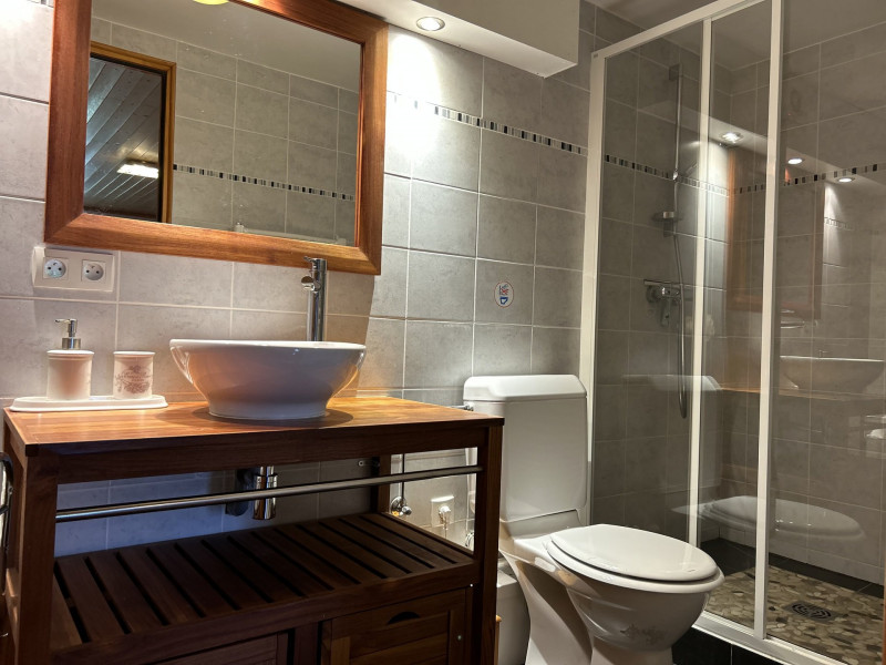 _lv_images__lot_0109022071_13_18051189