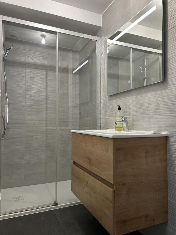 _lv_images__lot_0109022085_09_20437653