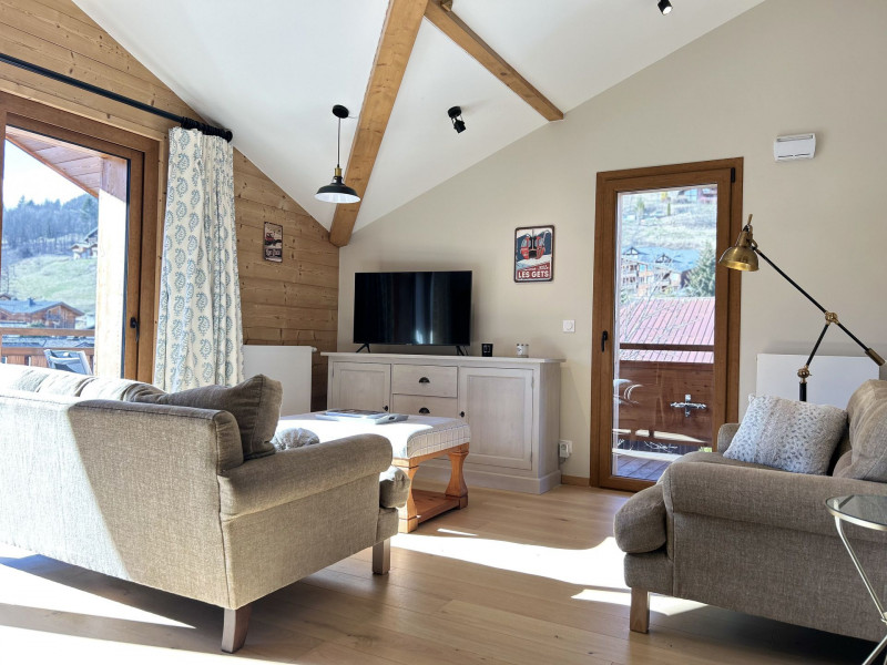 _lv_images__lot_0109022092_03_19295613