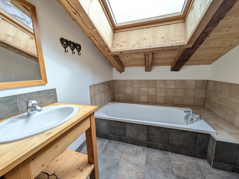 _lv_images__lot_0109022117_13_19304947