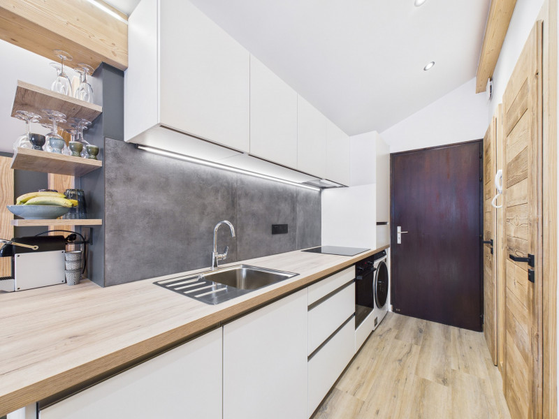 _lv_images__lot_0109022140_07_19370526