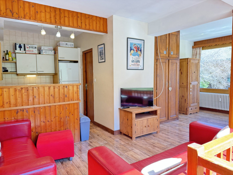 _lv_images__lot_0109022146_01_18419352