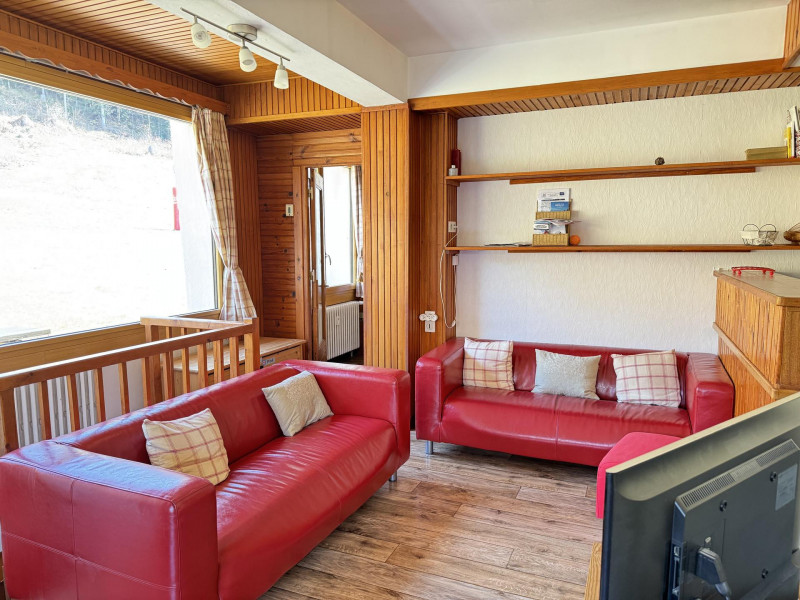 _lv_images__lot_0109022146_03_17886790