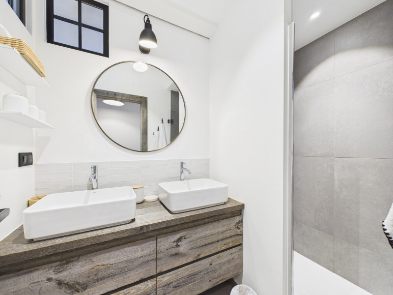 _lv_images__lot_0109022165_07_19379946