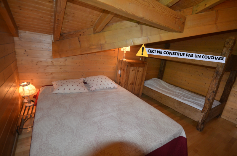 Atout-coeur-chambre2-lit-double-couchage-appoint-location-appartement-chalet-Les-Gets