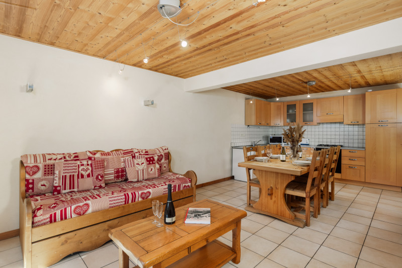Azallees-5-salon-location-appartement-chalet-Les-Gets