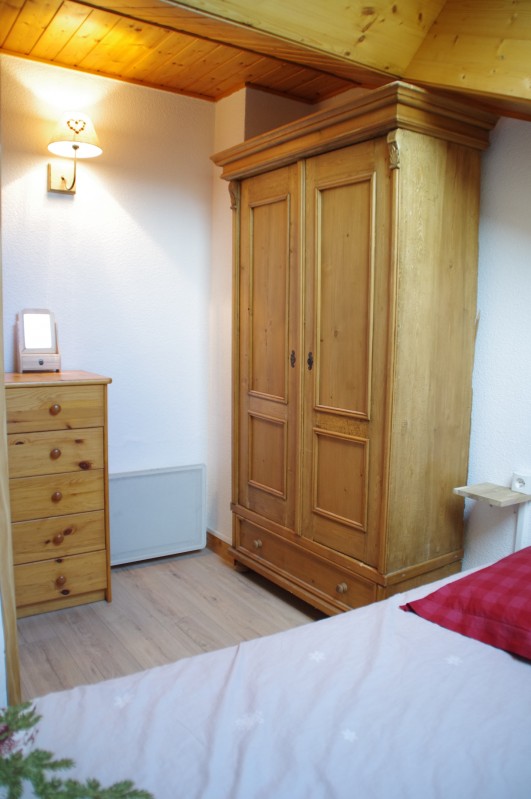 Bois-de-Lune-22-chambre-location-appartement-chalet-Les-Gets