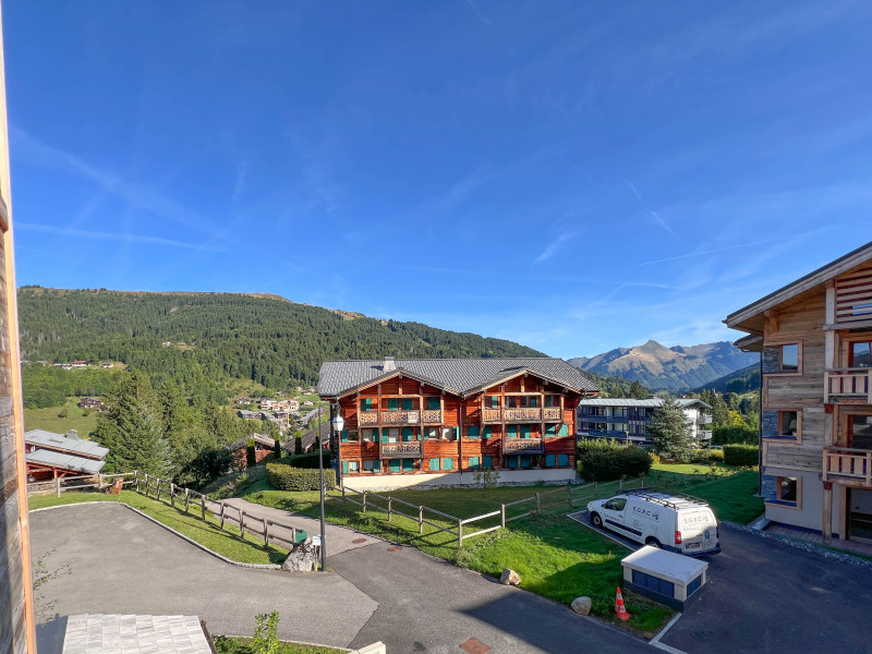boule-de-neige-102-vue-balcon-location-appartement-chalet-Les-Gets