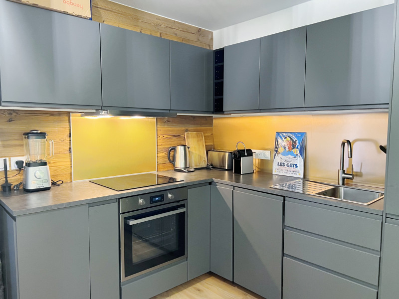 Carmine-Lodge-B303-cuisine-location-appartement-chalet-Les-Gets