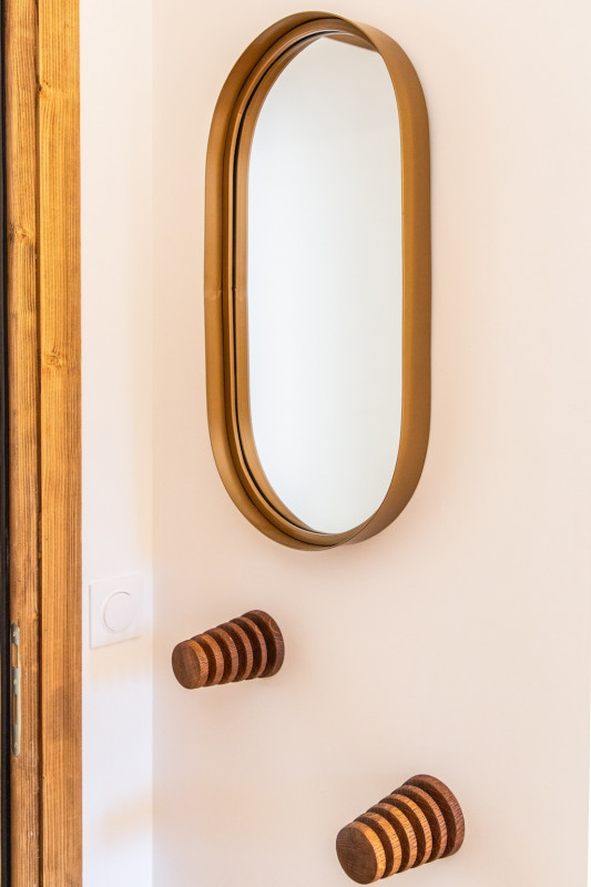 Carmine-Lodge-Marie-des-neiges-miroir-location-appartement-chalet-Les-Gets