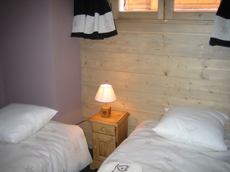 Carry-1-chambre-simple-location-appartement-chalet-Les-Gets