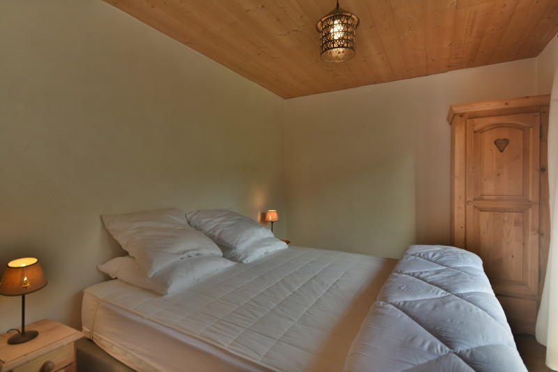 Carry-4-chambre-lit-double-location-appartement-chalet-Les-Gets Carry-4-chambre-lit-double-location-appartement-chalet-Les-Gets
