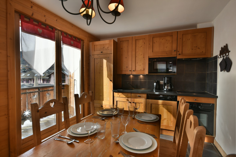Carry-4-cuisine-salon-location-appartement-chalet-Les-Gets Carry-4-cuisine-salon-location-appartement-chalet-Les-Gets