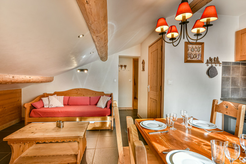 Carry-5-salon-salle-a-manger-location-appartement-chalet-Les-Gets Carry-5-salon-salle-a-manger-location-appartement-chalet-Les-Gets