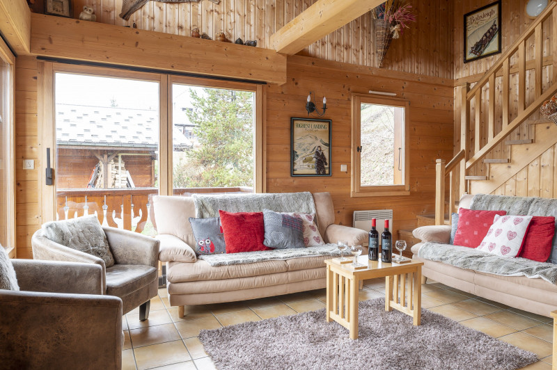 chalet-1066-hibou-salon-location-appartement-chalet-Les-Gets