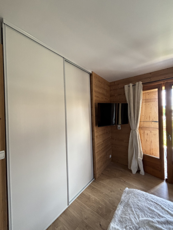 chalet-de-l-arbalou-chambre-2-lit-double-location-appartement-chalet-Les-Gets chalet-de-l-arbalou-chambre-2-lit-double-location-appartement-chalet-Les-Gets