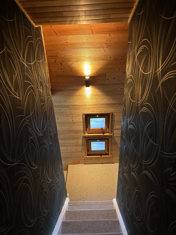 chalet-de-l-arbalou-escalier-location-appartement-chalet-Les-Gets chalet-de-l-arbalou-escalier-location-appartement-chalet-Les-Gets